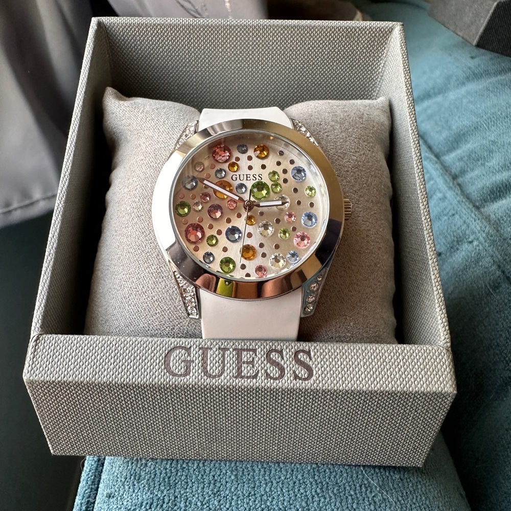 GUESS Women's Watch with Multicolor Crystal Dial